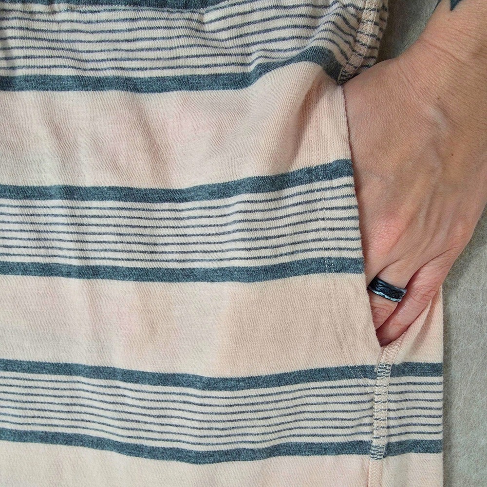 The North Face Sand Scape Tank Dress Sz L Pink Stripe Outdoor Hiking Pocket - Picture 6 of 13